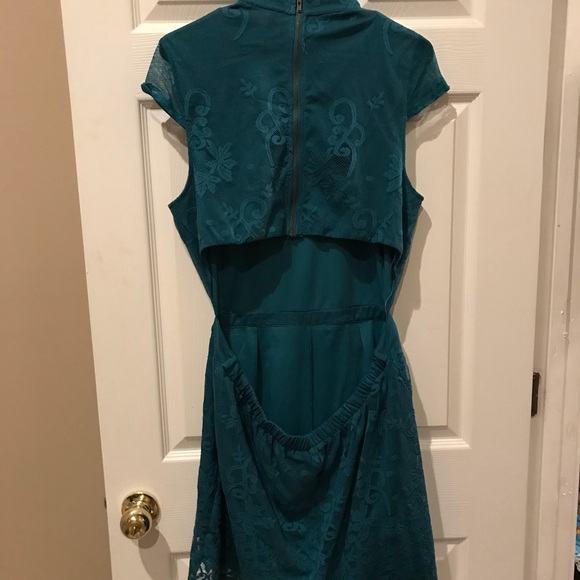 Jade colored lace romper - Picture 1 of 2